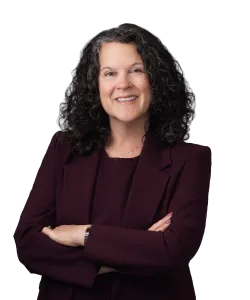 Lauren Wolven Bio Photo